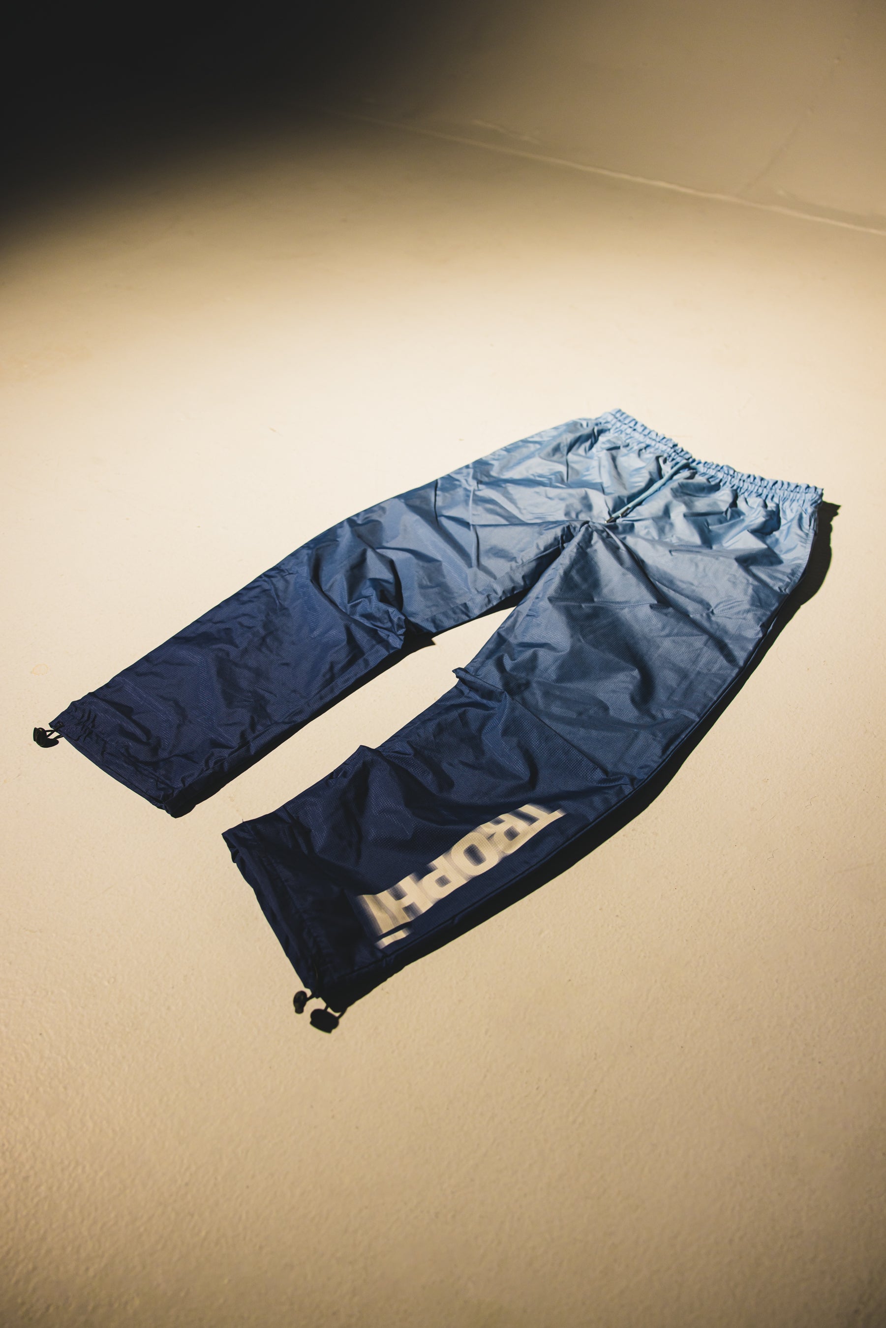 Trophi Midnight Fade shaku pants
